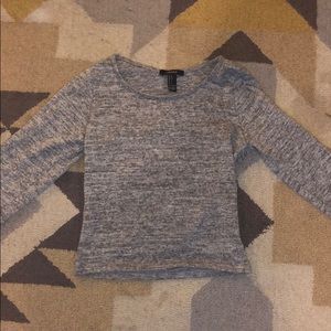 Forever 21 crop top shirt. Worn 1-2. Few fuzzballs